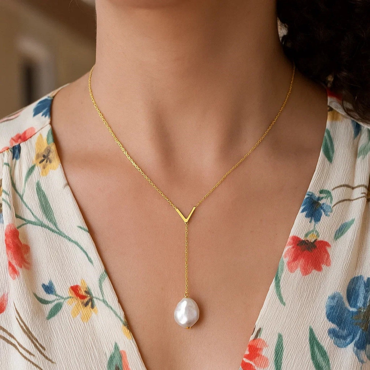 14k Yellow Gold Tesoro Pearl Lariat Necklace - jazzyjewelryjones